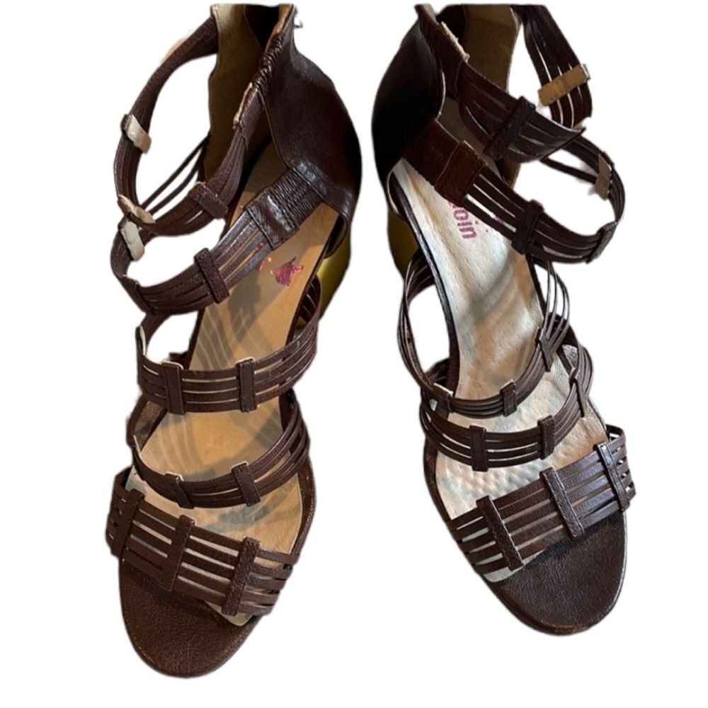FARYLROBIN Anthro heeledย sandals 10